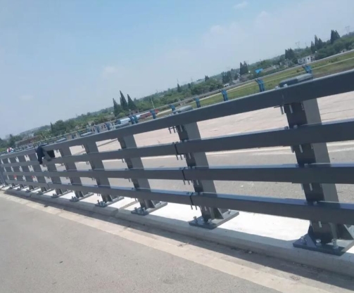青岛护栏